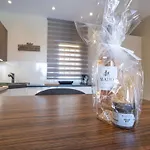 Cacharel By Interhome Vila Sainte-Maxime