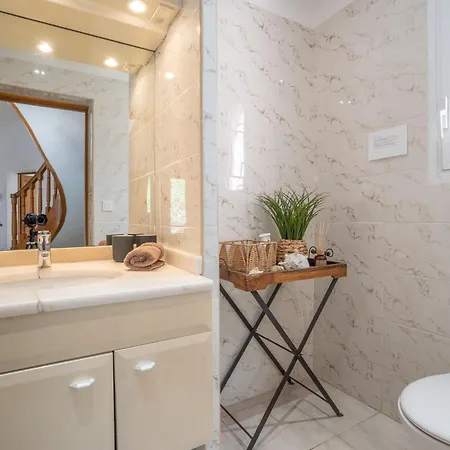 Villa Cacharel By Interhome Sainte-Maxime