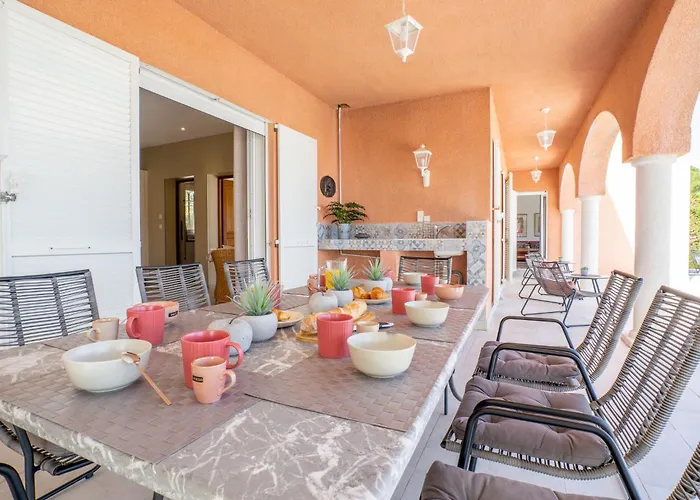 Villa Cacharel By Interhome