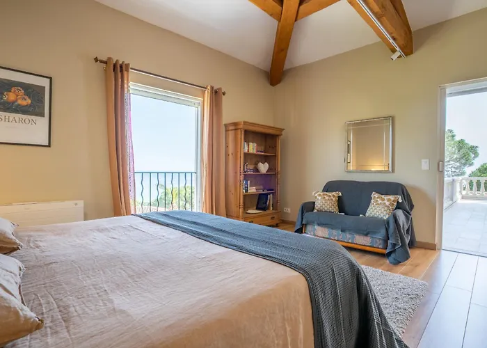 ヴィラ Cacharel By Interhome